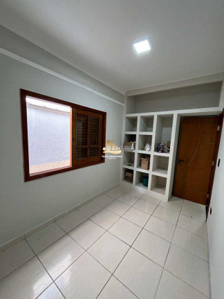 Imagem Casa com 3 Quartos à Venda, 123 m² em Maracanã - Praia Grande Imagem Casa com 3 Quartos à Venda, 123 m² em Maracanã - Praia Grande