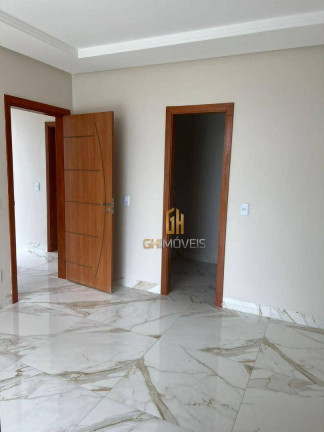Imagem Sobrado com 4 Quartos à Venda, 227 m² em Setor Garavelo - Goiânia