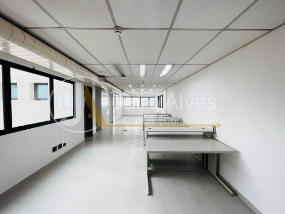 Imóvel Comercial à Venda, 95 m² em Cerqueira César - São Paulo