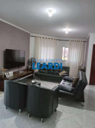 Sobrado com 3 Quartos à Venda, 220 m² em Jardim Las Vegas - Santo André