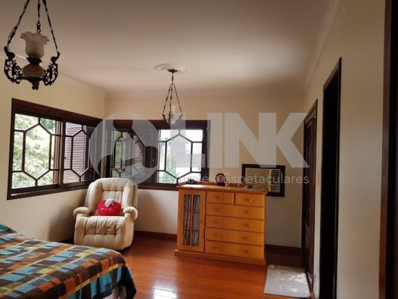 Imagem Casa com 4 Quartos à Venda, 338 m² em Jardim Itu - Porto Alegre
