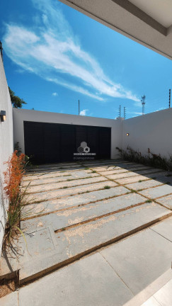 Imagem Casa com 4 Quartos à Venda, 158 m²