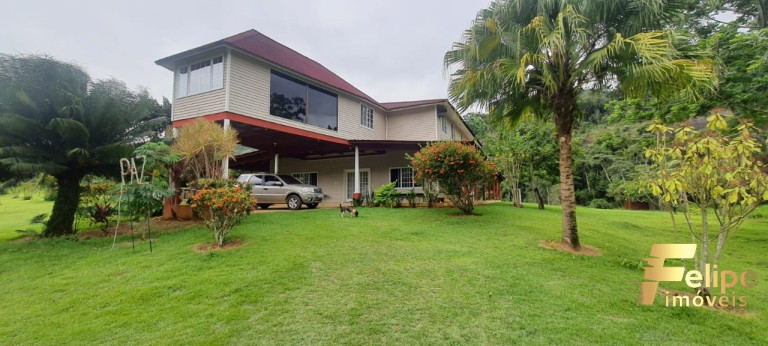Imóvel com 8 Quartos à Venda, 60.000 m² em Timbuí - Timbuí