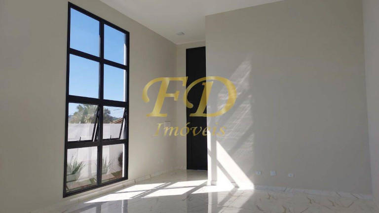 Imagem Casa de Condomínio com 3 Quartos à Venda, 670 m² em Atibaia
