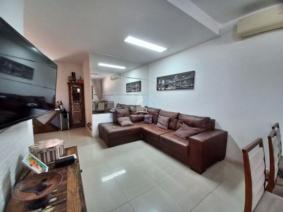 Imagem Casa com 3 Quartos à Venda, 131 m² em Edson Queiroz - Fortaleza Imagem Casa com 3 Quartos à Venda, 131 m² em Edson Queiroz - Fortaleza