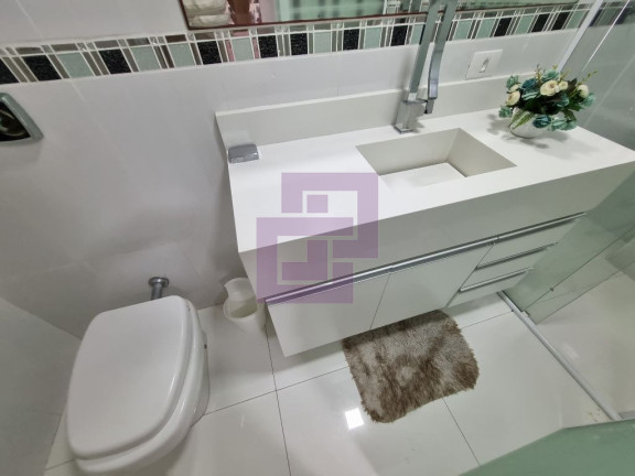 Imagem Apartamento com 3 Quartos à Venda, 180 m² em Pitangueiras - Guarujá