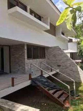 Imagem Casa com 4 Quartos à Venda, 250 m² em Poço Da Panela - Recife Imagem Casa com 4 Quartos à Venda, 250 m² em Poço Da Panela - Recife