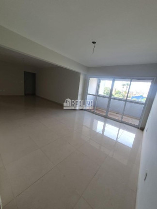Imagem Apartamento com 3 Quartos à Venda, 148 m² em São Benedito - Uberaba Imagem Apartamento com 3 Quartos à Venda, 148 m² em São Benedito - Uberaba