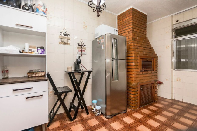Imagem Imóvel com 2 Quartos à Venda, 64 m² em Menino Deus - Porto Alegre Imagem Imóvel com 2 Quartos à Venda, 64 m² em Menino Deus - Porto Alegre