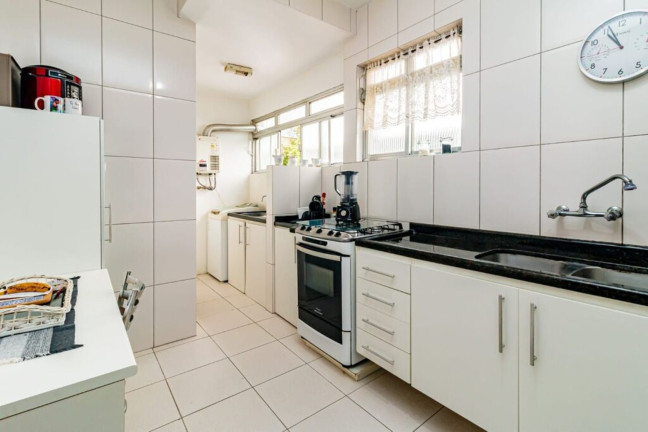 Imagem Imóvel com 3 Quartos à Venda, 100 m² em Menino Deus - Porto Alegre Imagem Imóvel com 3 Quartos à Venda, 100 m² em Menino Deus - Porto Alegre