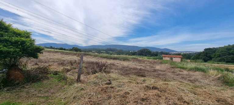 Imóvel Comercial à Venda, 36.000 m² em Medeiros - Jundiaí