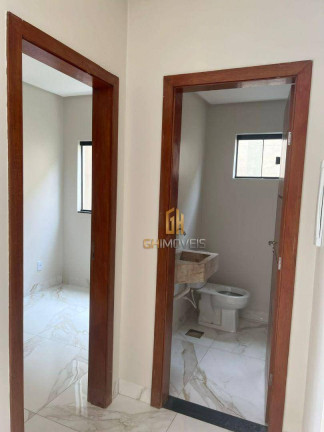Imagem Sobrado com 4 Quartos à Venda, 227 m² em Setor Garavelo - Goiânia