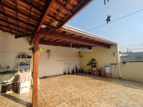 Imagem Casa com 2 Quartos à Venda, 261 m² em Jardim Itamarati - Botucatu