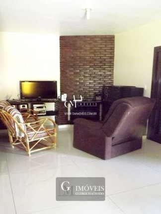 Imagem Casa com 4 Quartos à Venda, 260 m² em Igra Norte - Torres