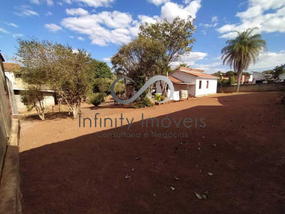 Imagem Casa com 3 Quartos à Venda, em Centro - Lagoa Santa Imagem Casa com 3 Quartos à Venda, em Centro - Lagoa Santa