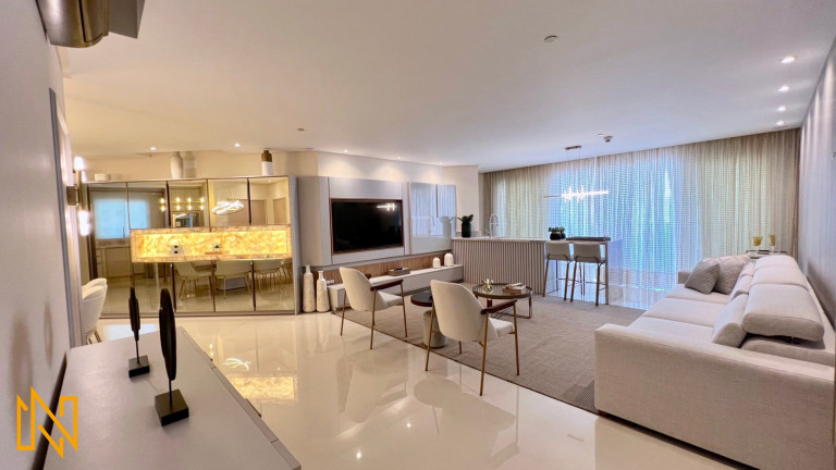 Imagem Apartamento com 3 Quartos à Venda, 182 m² em Pioneiros - Balneário Camboriú Imagem Apartamento com 3 Quartos à Venda, 182 m² em Pioneiros - Balneário Camboriú