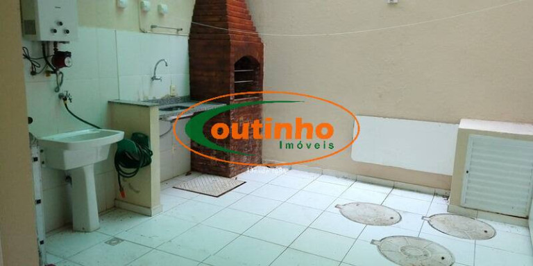 Imagem Casa com 3 Quartos à Venda, 146 m² em Tijuca - Rio De Janeiro Imagem Casa com 3 Quartos à Venda, 146 m² em Tijuca - Rio De Janeiro