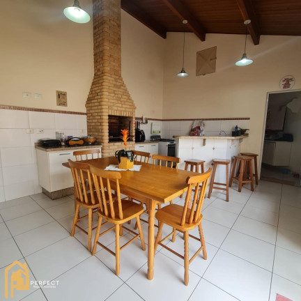 Imagem Casa com 1 Quarto à Venda, 240 m² em Jardim Maria Augusta - Taubaté Imagem Casa com 1 Quarto à Venda, 240 m² em Jardim Maria Augusta - Taubaté