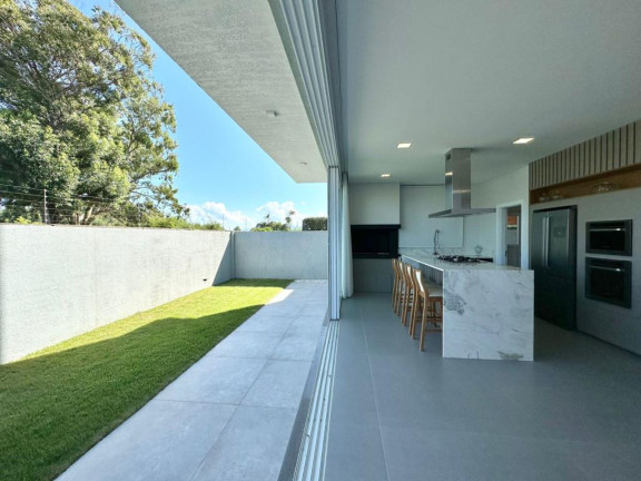 Imagem Casa com 4 Quartos à Venda, 290 m² em Novo Louro - Capao Da Canoa Imagem Casa com 4 Quartos à Venda, 290 m² em Novo Louro - Capao Da Canoa