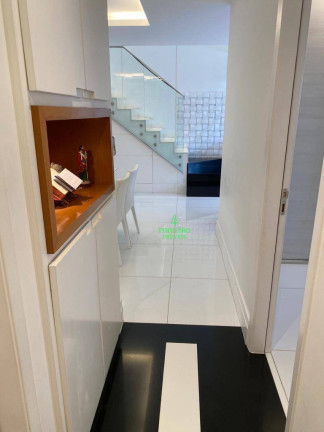 Imagem Cobertura com 4 Quartos à Venda, 260 m² em Icaraí - Niterói Imagem Cobertura com 4 Quartos à Venda, 260 m² em Icaraí - Niterói