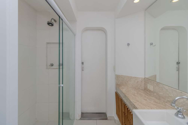 Imagem Apartamento com 3 Quartos à Venda, 206 m² em Higienópolis - São Paulo Imagem Apartamento com 3 Quartos à Venda, 206 m² em Higienópolis - São Paulo