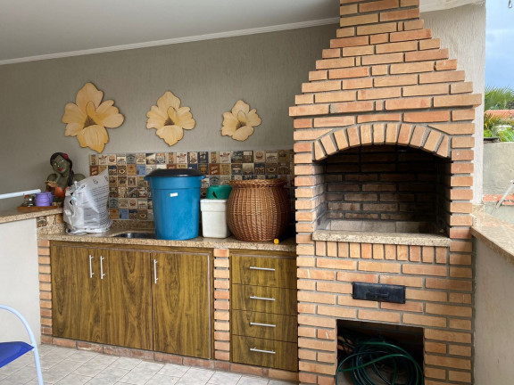 Imagem Casa com 3 Quartos à Venda, 213 m² em Vila Santista - Atibaia Imagem Casa com 3 Quartos à Venda, 213 m² em Vila Santista - Atibaia