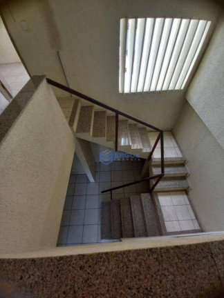 Imagem Casa com 4 Quartos à Venda, 180 m² em Maraponga - Fortaleza Imagem Casa com 4 Quartos à Venda, 180 m² em Maraponga - Fortaleza