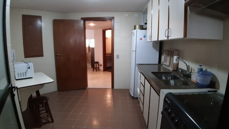 Imagem Apartamento com 3 Quartos à Venda ou Locação, 179 m² em Pitangueiras - Guarujá Imagem Apartamento com 3 Quartos à Venda ou Locação, 179 m² em Pitangueiras - Guarujá