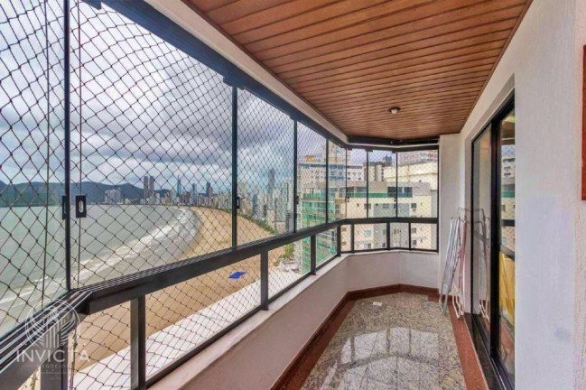 Imagem Apartamento com 3 Quartos à Venda, 141 m² em Centro - Balneário Camboriú Imagem Apartamento com 3 Quartos à Venda, 141 m² em Centro - Balneário Camboriú