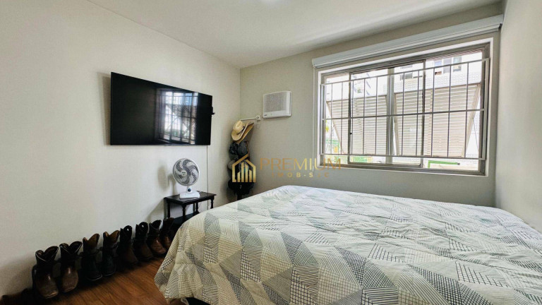 Imagem Imóvel com 3 Quartos à Venda, 110 m² em Vila Adyana - São José Dos Campos