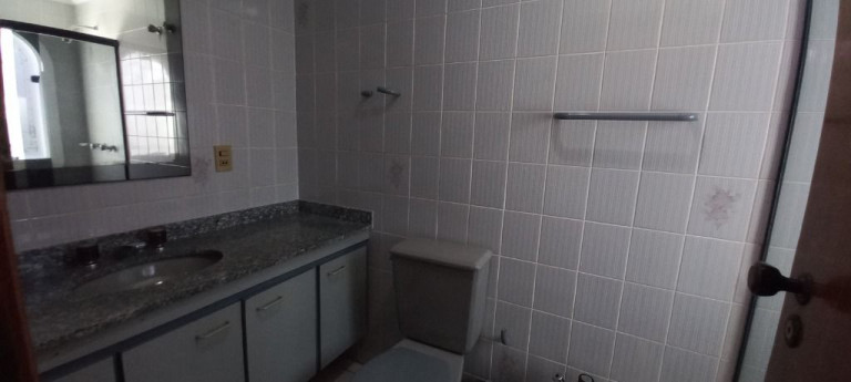 Imagem Apartamento com 3 Quartos à Venda ou Locação, 135 m² em Pitangueiras - Guarujá Imagem Apartamento com 3 Quartos à Venda ou Locação, 135 m² em Pitangueiras - Guarujá