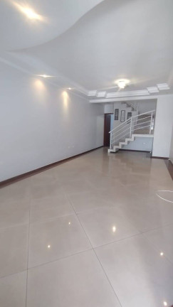 Casa com 3 Quartos para Alugar, 130 m² em Jardim - Santo André