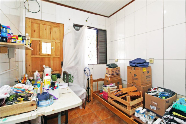 Imagem Casa com 3 Quartos à Venda,  em Sarandi - Porto Alegre