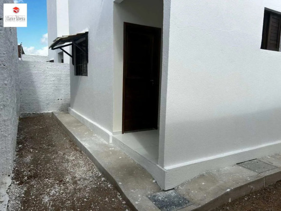 Imagem Casa com 3 Quartos à Venda, 200 m² Imagem Casa com 3 Quartos à Venda, 200 m²