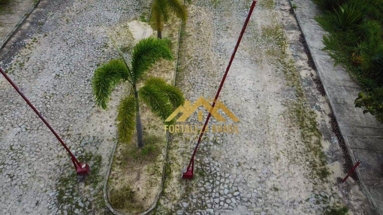 Imagem Imóvel à Venda, 300 m² em Centro - Eusébio Imagem Imóvel à Venda, 300 m² em Centro - Eusébio