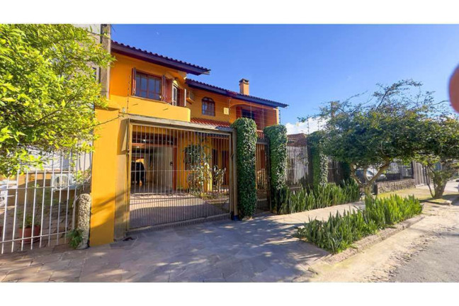 Casa com 4 Quartos à Venda, 307 m² em Partenon - Porto Alegre