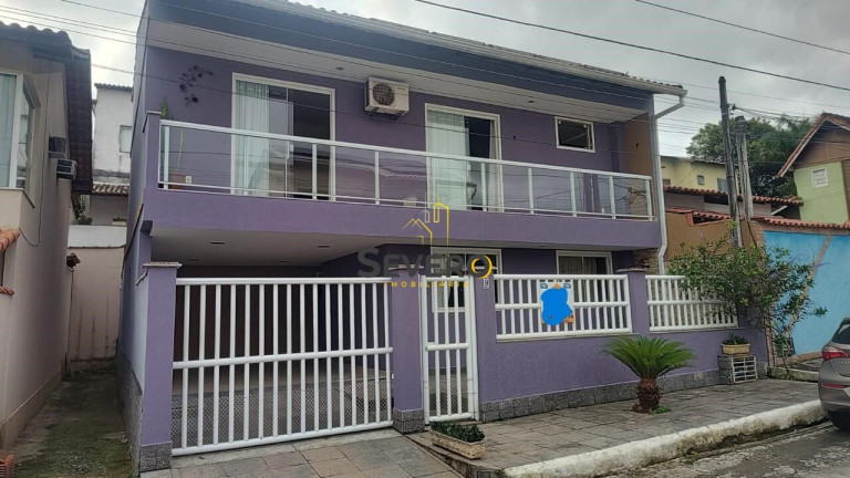 Casa de Condomínio com 4 Quartos à Venda, 200 m² em Arsenal - São Gonçalo