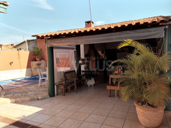 Imagem Casa com 2 Quartos à Venda, 300 m² em Vila Santana - Itapetininga Imagem Casa com 2 Quartos à Venda, 300 m² em Vila Santana - Itapetininga