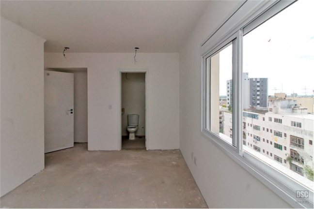 Imagem Imóvel com 2 Quartos à Venda,  em São João - Porto Alegre