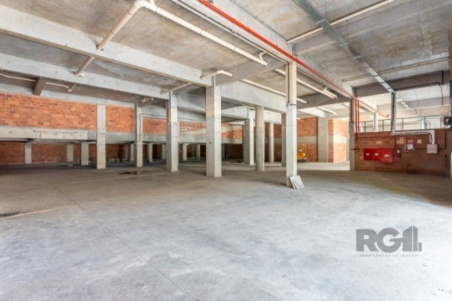 Imagem Loja para Alugar, 304 m² em Rio Branco - Porto Alegre Imagem Loja para Alugar, 304 m² em Rio Branco - Porto Alegre