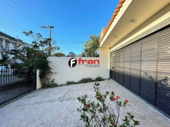 Imagem Casa com 4 Quartos à Venda, 306 m² em Córrego Grande - Florianópolis Imagem Casa com 4 Quartos à Venda, 306 m² em Córrego Grande - Florianópolis