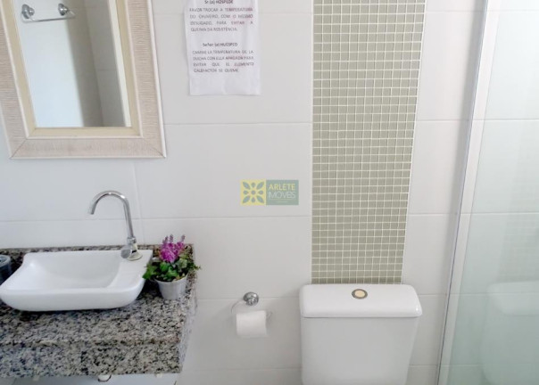 Imagem Apartamento com 2 Quartos para Alugar ou Temporada, 60 m² em Bombas - Bombinhas Imagem Apartamento com 2 Quartos para Alugar ou Temporada, 60 m² em Bombas - Bombinhas