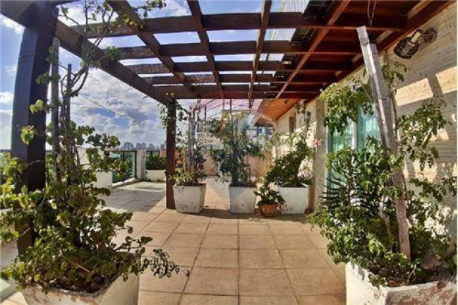 Imagem Imóvel com 4 Quartos à Venda, em Praia De Belas - Porto Alegre Imagem Imóvel com 4 Quartos à Venda, em Praia De Belas - Porto Alegre