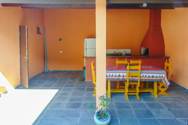 Imagem Casa com 3 Quartos à Venda, 280 m² em Guaiuba - Guarujá Imagem Casa com 3 Quartos à Venda, 280 m² em Guaiuba - Guarujá
