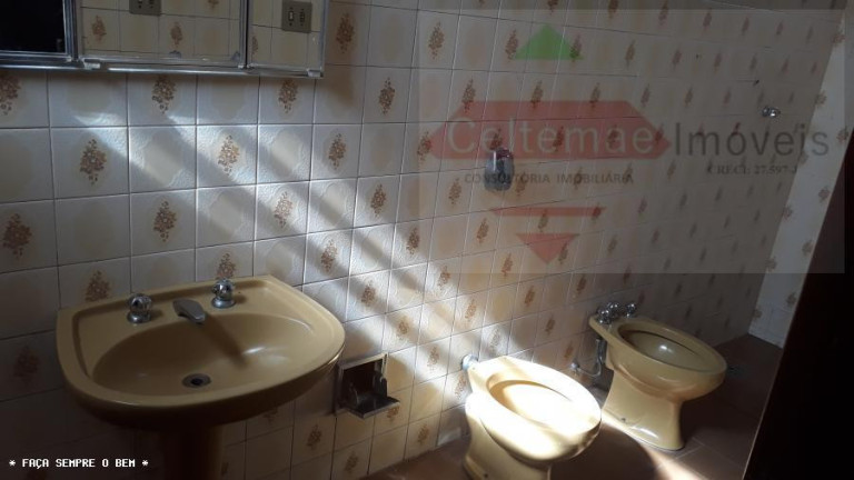 Imagem Casa com 5 Quartos à Venda, 200 m² em Centro - Taubaté
