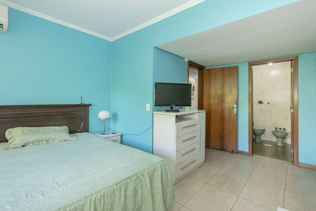 Imagem Imóvel com 2 Quartos à Venda, em Petrópolis - Porto Alegre Imagem Imóvel com 2 Quartos à Venda, em Petrópolis - Porto Alegre