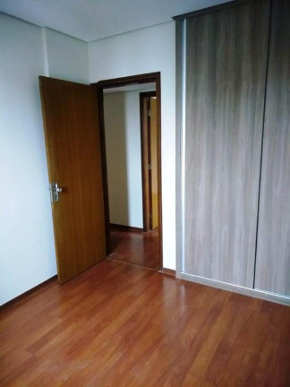 Apartamento com 3 Quartos à Venda, 90 m² em Centro - Londrina