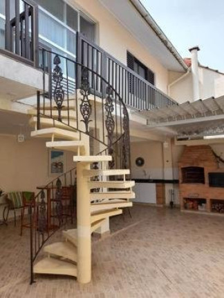 Imagem Casa com 4 Quartos à Venda, 220 m² em Flórida - Praia Grande Imagem Casa com 4 Quartos à Venda, 220 m² em Flórida - Praia Grande