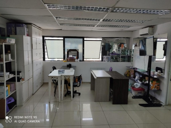Sala Comercial à Venda, 37 m² em Aclimação - São Paulo