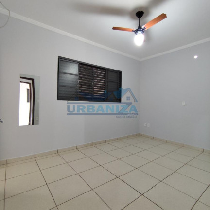 Imagem Casa com 3 Quartos à Venda, 130 m² em Bosque Da Saúde - Birigui